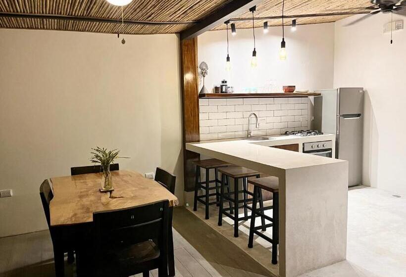 Студия Стандарт, Makanas Beach Bungalows