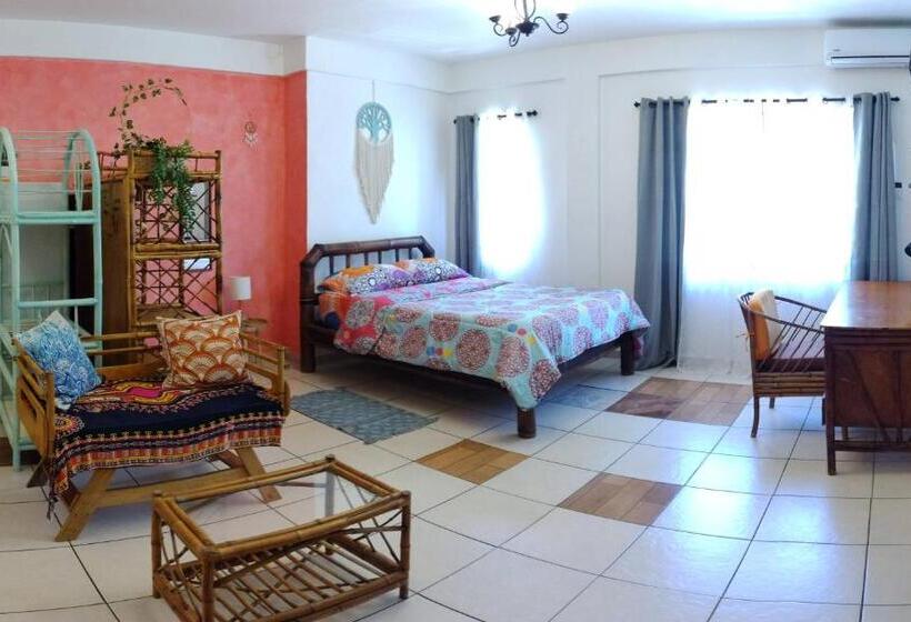 ２ベッドルームアパートメント, Cool Vibes Beach Hostel