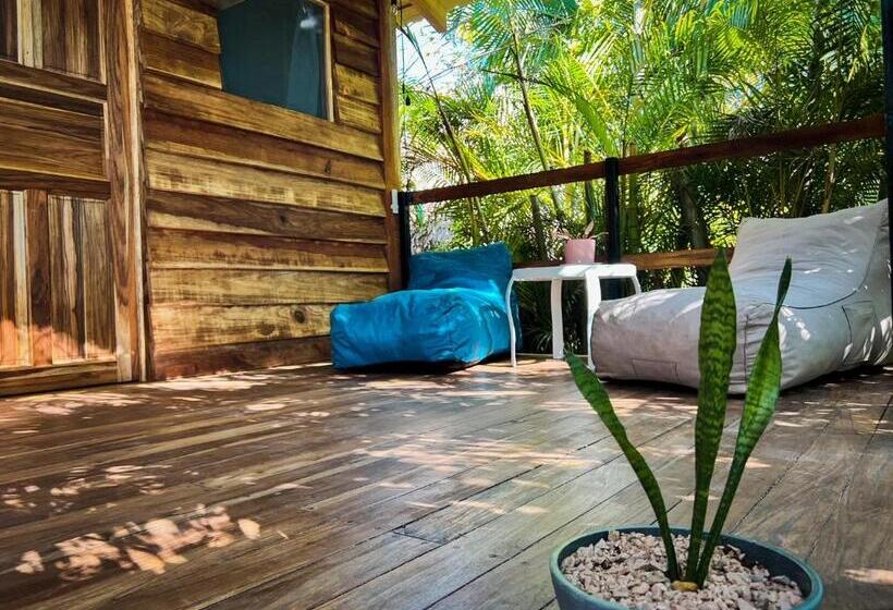 샬레, Glamping Hotel Flor Y Bambu