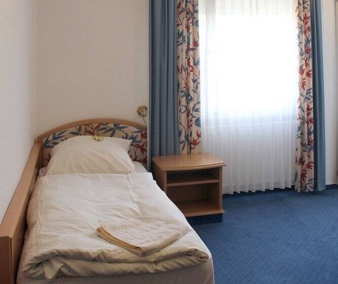 Quarto Estandar Individual, Haarener Hof