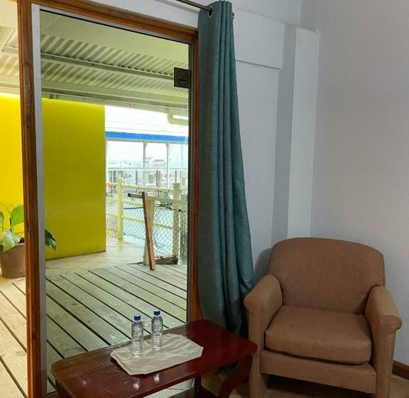 Четырехместный Номер Стандарт, Banana Bay Marina