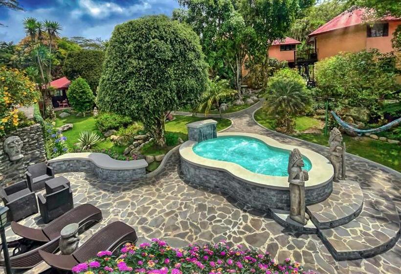 Quarto Estandar Cama King, Boquete Garden Inn