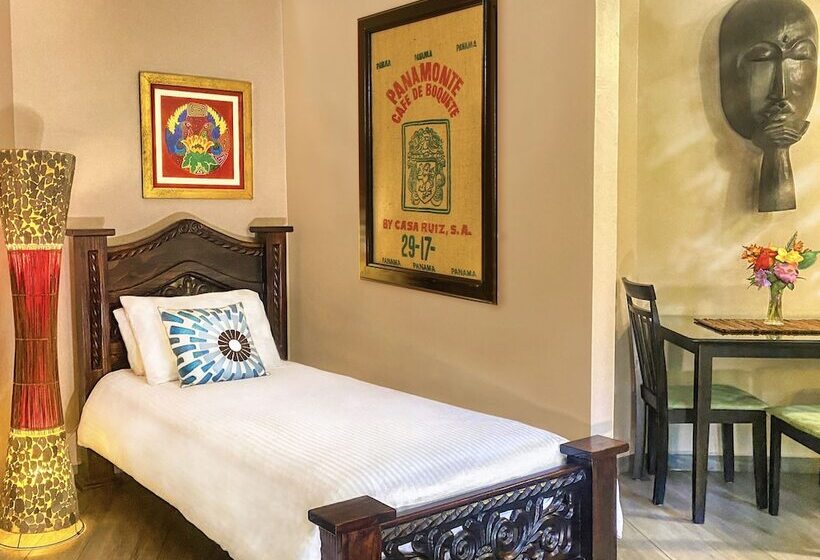 Quarto Estandar Cama King, Boquete Garden Inn