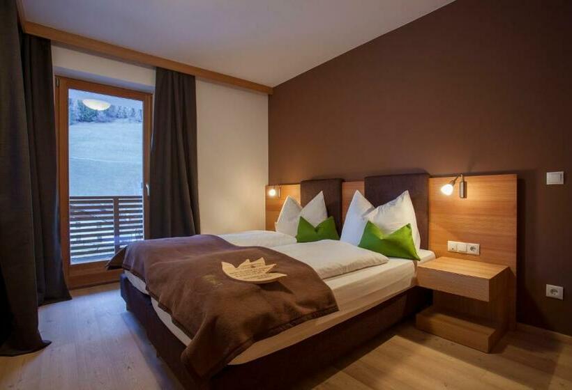 Полулюкс, Naturhotel Rainer
