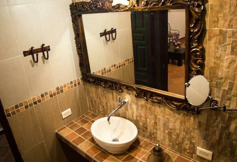 Семейный Номер Deluxe, El Virrey Hotel Boutique