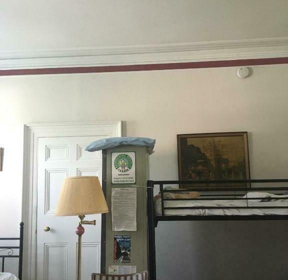 تختخواب در اتاق مشترک, Pring Guesthouse