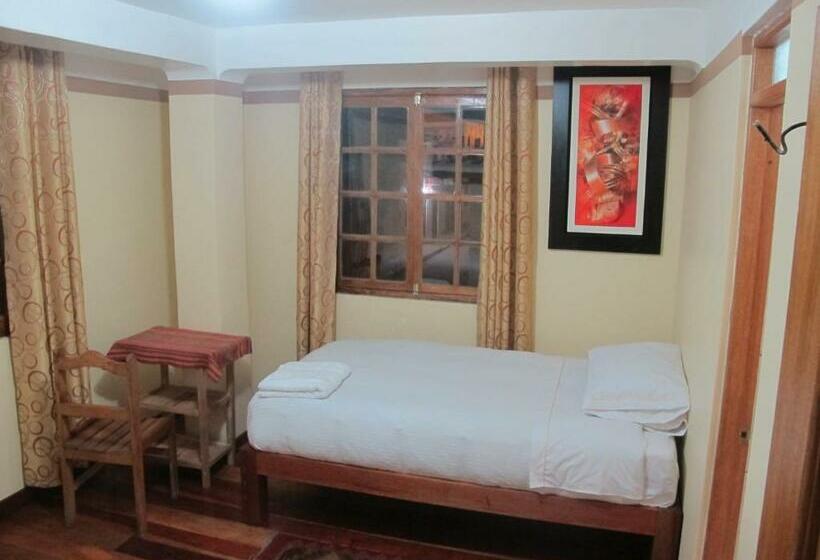 اتاق استاندارد, Tumy House B&b