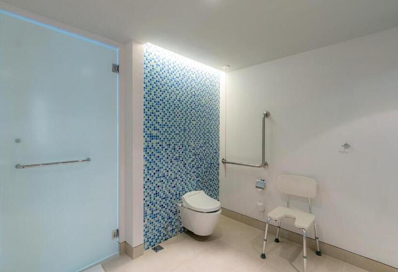 장애인을 위한 퀸사이즈 스탠다드 룸, Holiday Inn Express Baruna, An Ihg