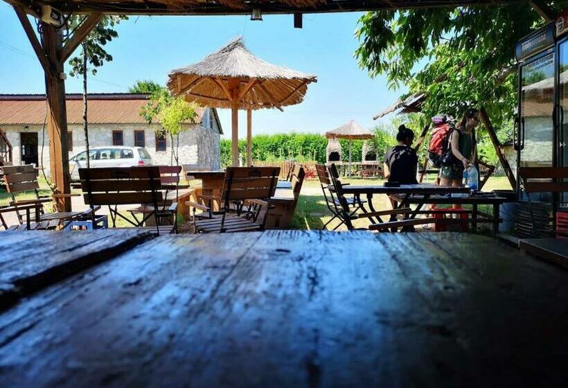 اتاق استاندارد چهار تخته, Marina Park