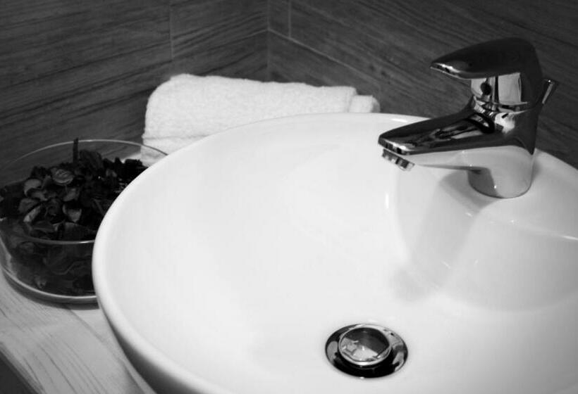 Номер Стандарт, Fiumicino Airport B&b Deluxe