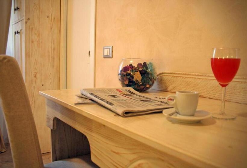 Номер Стандарт, Fiumicino Airport B&b Deluxe