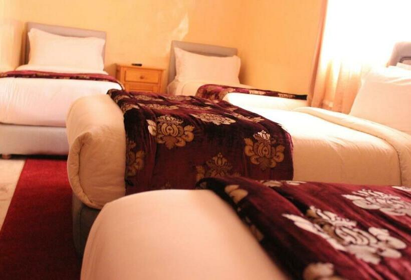 اتاق خانوادگی, Hôtel Jawharat El Jadida