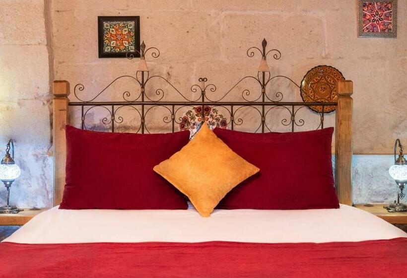 Quarto Deluxe, Maron Stone House