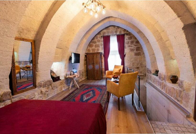Quarto Deluxe, Maron Stone House