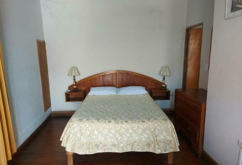 스탠다드 룸, Hostal Lluvia De Oro