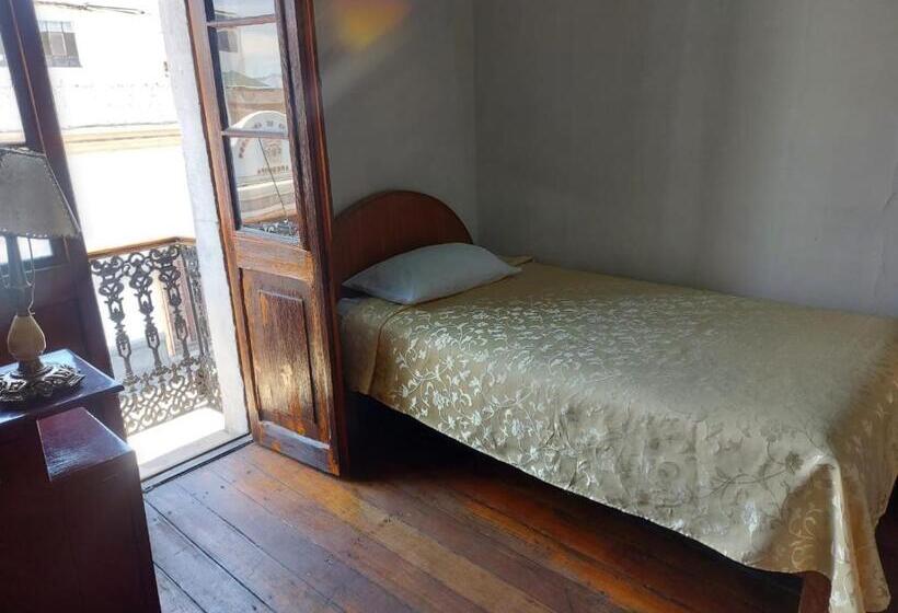 패밀리 룸, Hostal Lluvia De Oro
