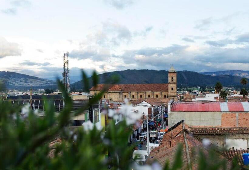 Люкс с Террасой, Camino De La Sal
