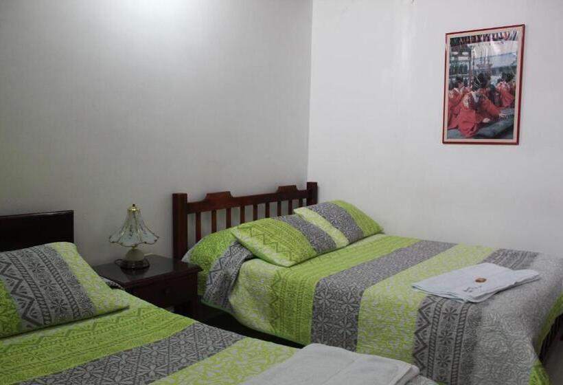 Номер Стандарт Трехместный, Hostal Isla Señorial