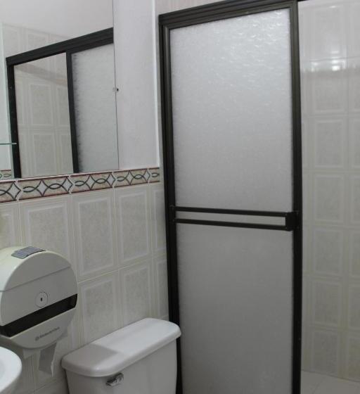Четырехместный Номер Стандарт, Hostal Isla Señorial
