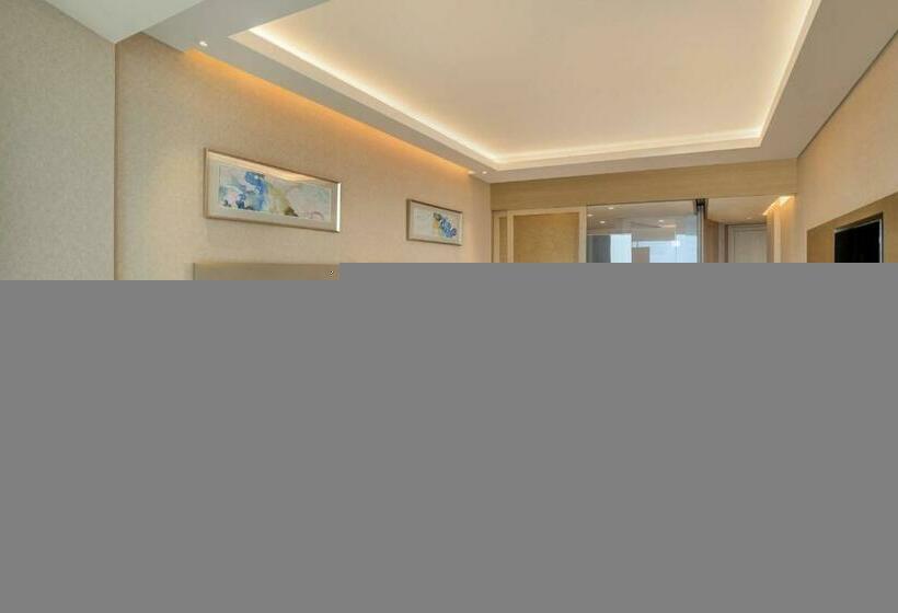 Номер Премиум, Sheraton Qingdao West Coast