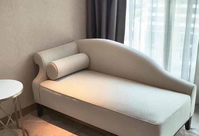 Номер Deluxe Кровать Кинг с Видом, Sheraton Qingdao West Coast