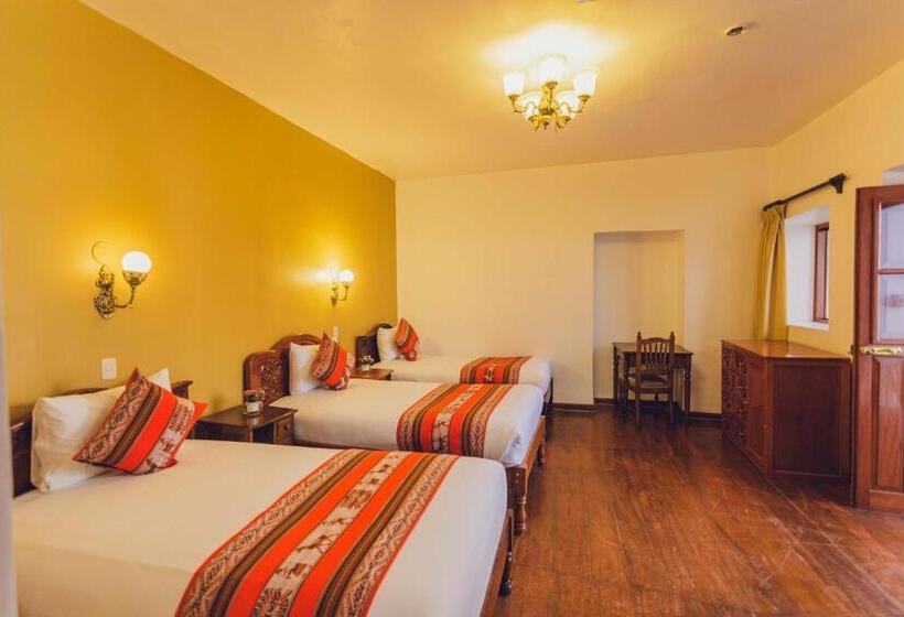 수피리어 트리플 룸, Quechua Hotel Cusco