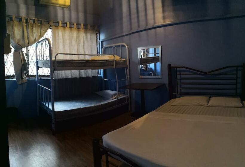 패밀리 룸, Akinabalu Youth Hostel