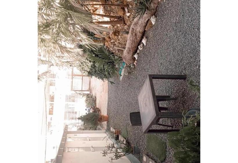 اتاق استاندارد با تخت بزرگ, The Rock House Eco