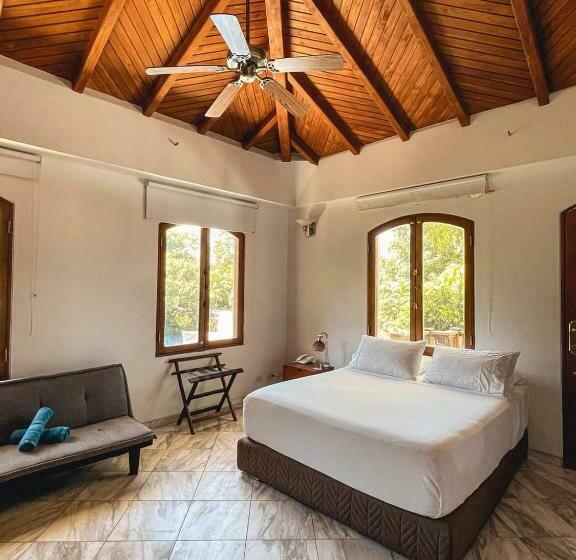 Полулюкс, Casa Las Palmas Hotel Boutique