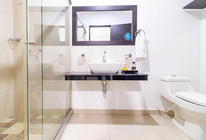 اتاق استاندارد چهار تخته, Quinta Estacion