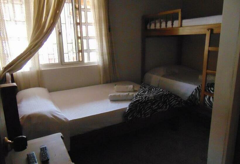 Habitación Cuádruple Estándar, Casa Campestre La Colombiana