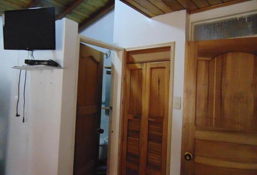 Chalet 1 Dormitorio, Casa Campestre La Colombiana