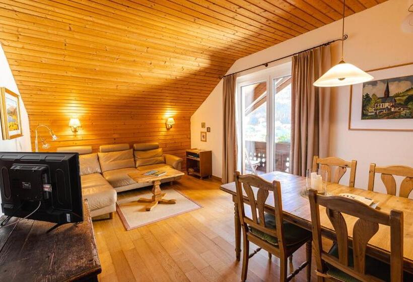 발코니가 있는 2 베드룸 아파트, Gasthof Appartements Sportalm