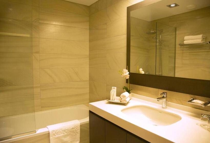 سوئیت پرزیدنت, Kin Plaza Arjaan By Rotana