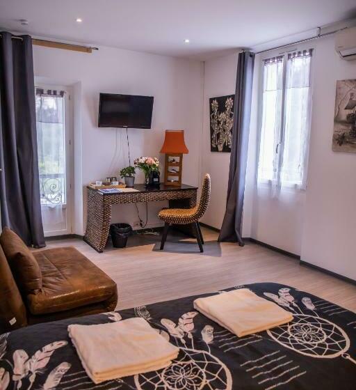 Номер Стандарт, Auberge Sainte Marguerite