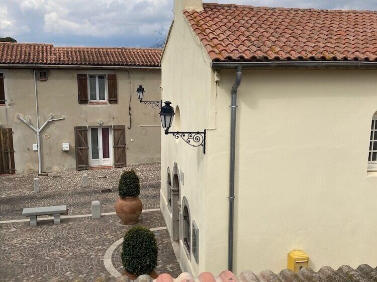 Номер Стандарт, Auberge Sainte Marguerite
