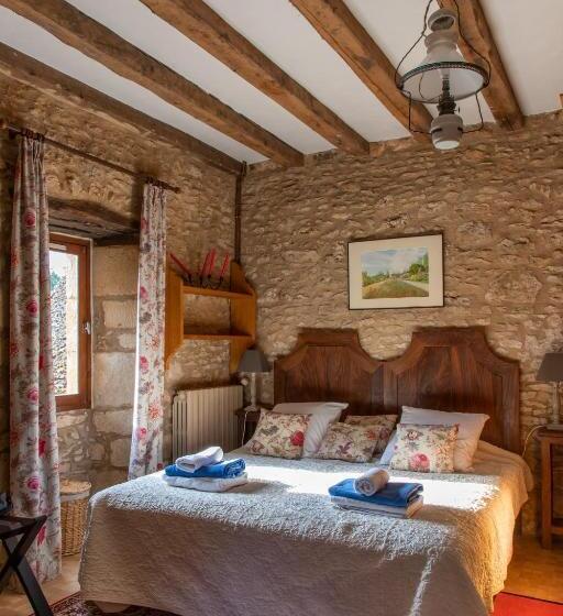 Люкс Повышенной Комфортности, Chambre D'hôtes La Rossillonie