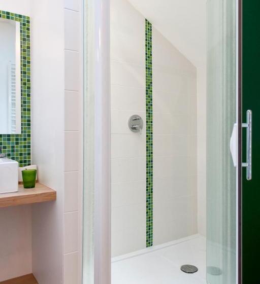 חדר סטנדרט, D'un Jour à L'autre