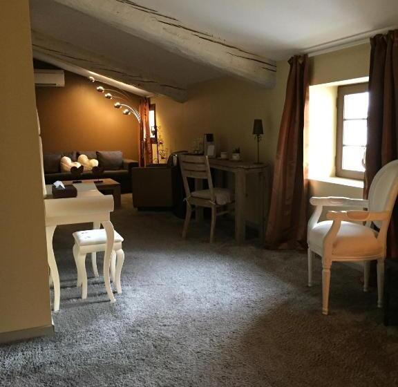 Quarto Comfort, Au Lavoir