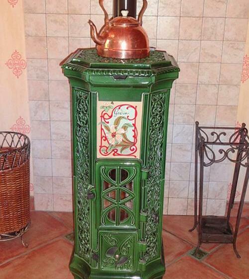Люкс, La Minauderie