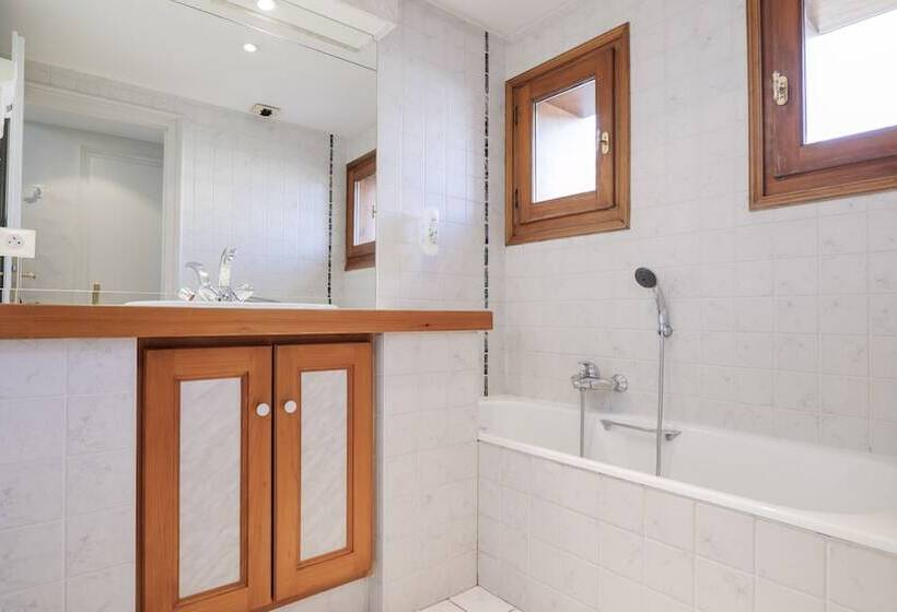 Семейный Номер, Chalet Hôtel Des 2 Gares