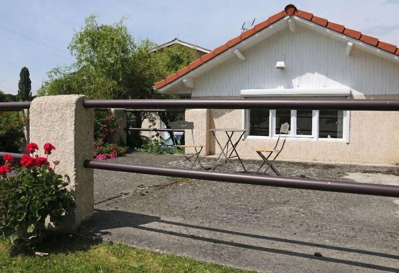 Дом 1 Спальня, Domaine De Suzel