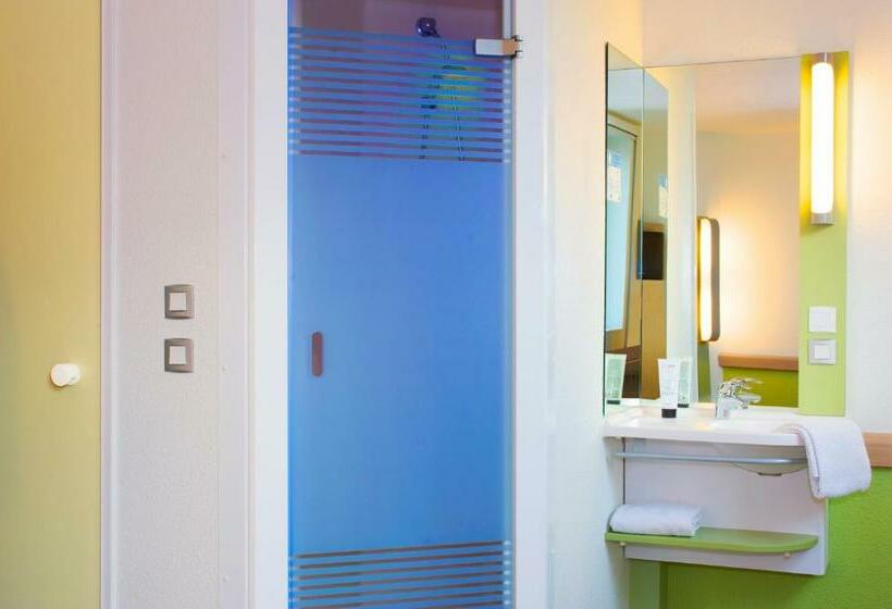 Семейный Номер, Hôtel Ibis Budget Nantes Nord St Herblain