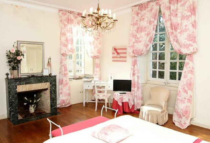 Номер Комфорт, Château Du Bois De La Noe