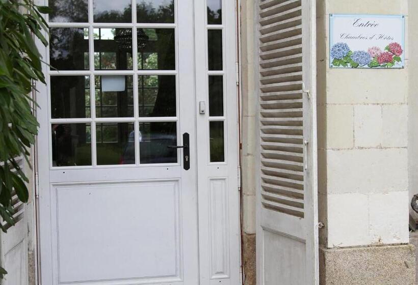 غرفة قياسية ثلاثية, Château Du Bois De La Noe