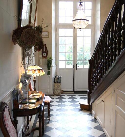 Номер Стандарт, Château Du Bois De La Noe