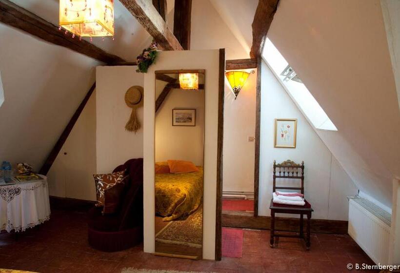 غرفة قياسية, La Demeure Saint Ours