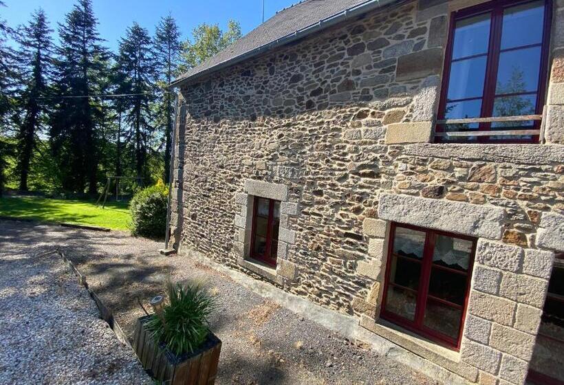 Дом 2 Спальни, Maison D Hotes & Gites Domaine De La Garaye