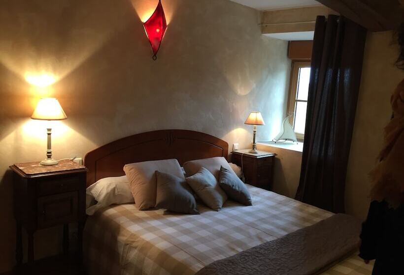 Дом 2 Спальни, Maison D Hotes & Gites Domaine De La Garaye
