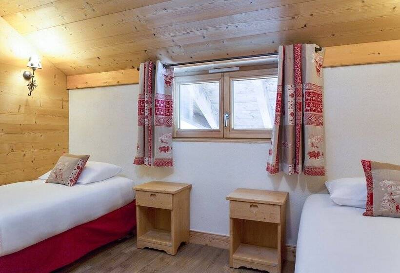 اتاق استاندارد چهار تخته, Chalet Hôtel Le Beausoleil, The Originals Relais